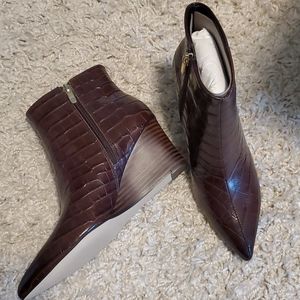 NWT Croco Print Wedge Booties Ultra-Chic